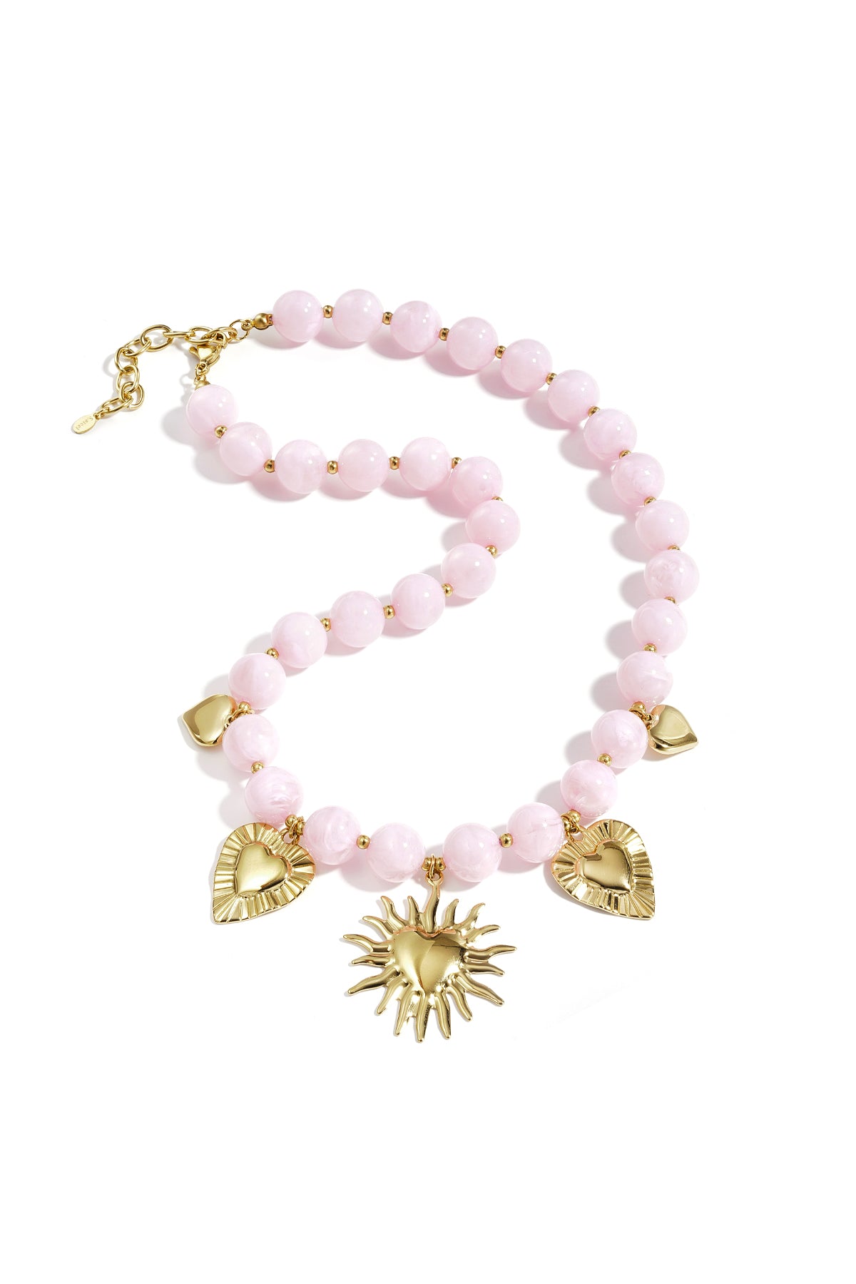 Kralenketting met zomerse charms